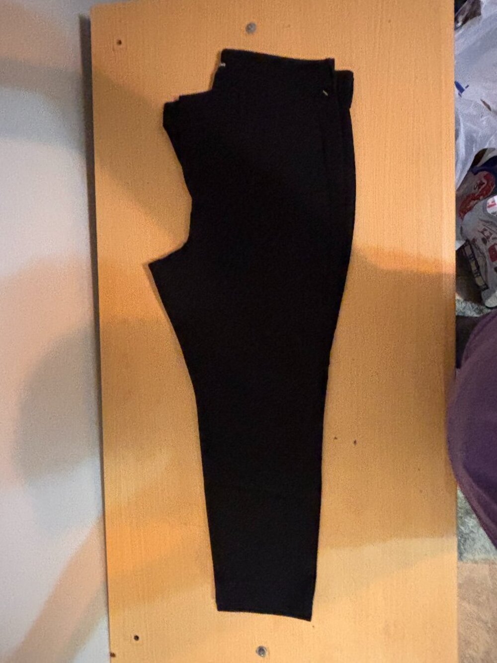 Old Navy Pixie Pants Women’s Size 14 Black Skinny Leg